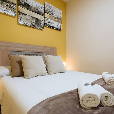 Cozy And Well Located Apartment In The Center Of Севиля Екстериор снимка